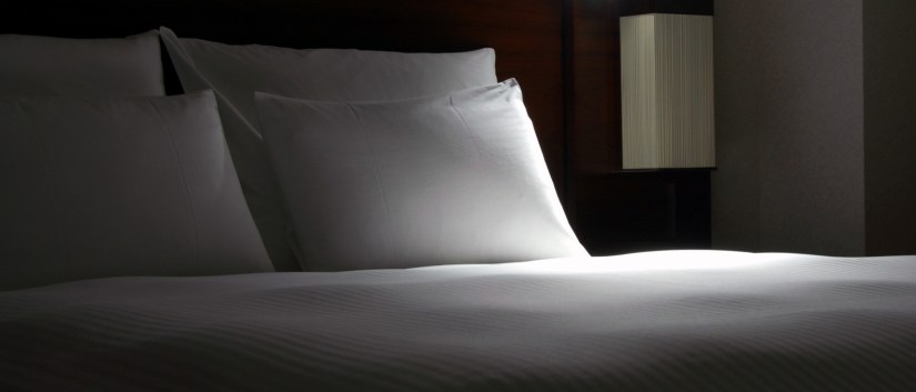 tokyo-hilton-bed-1223174-1598x1224