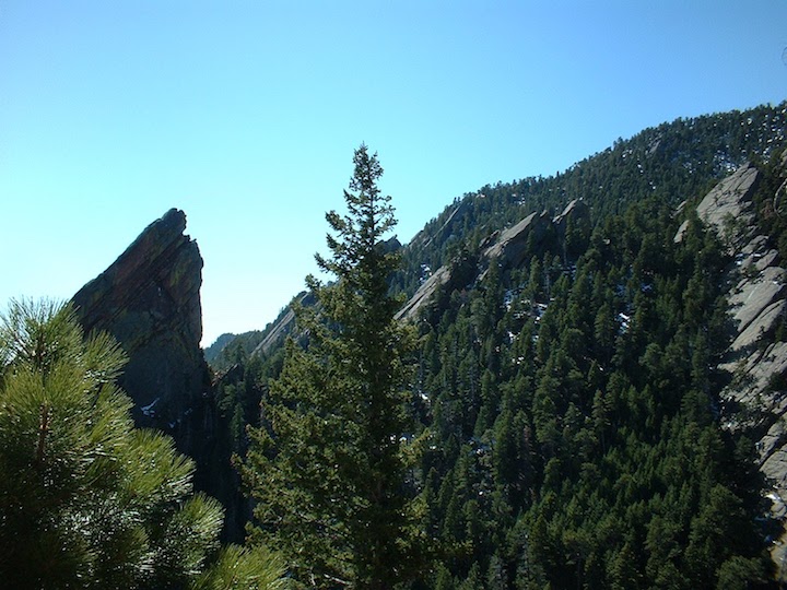 2003-03-15_12-07-08_000